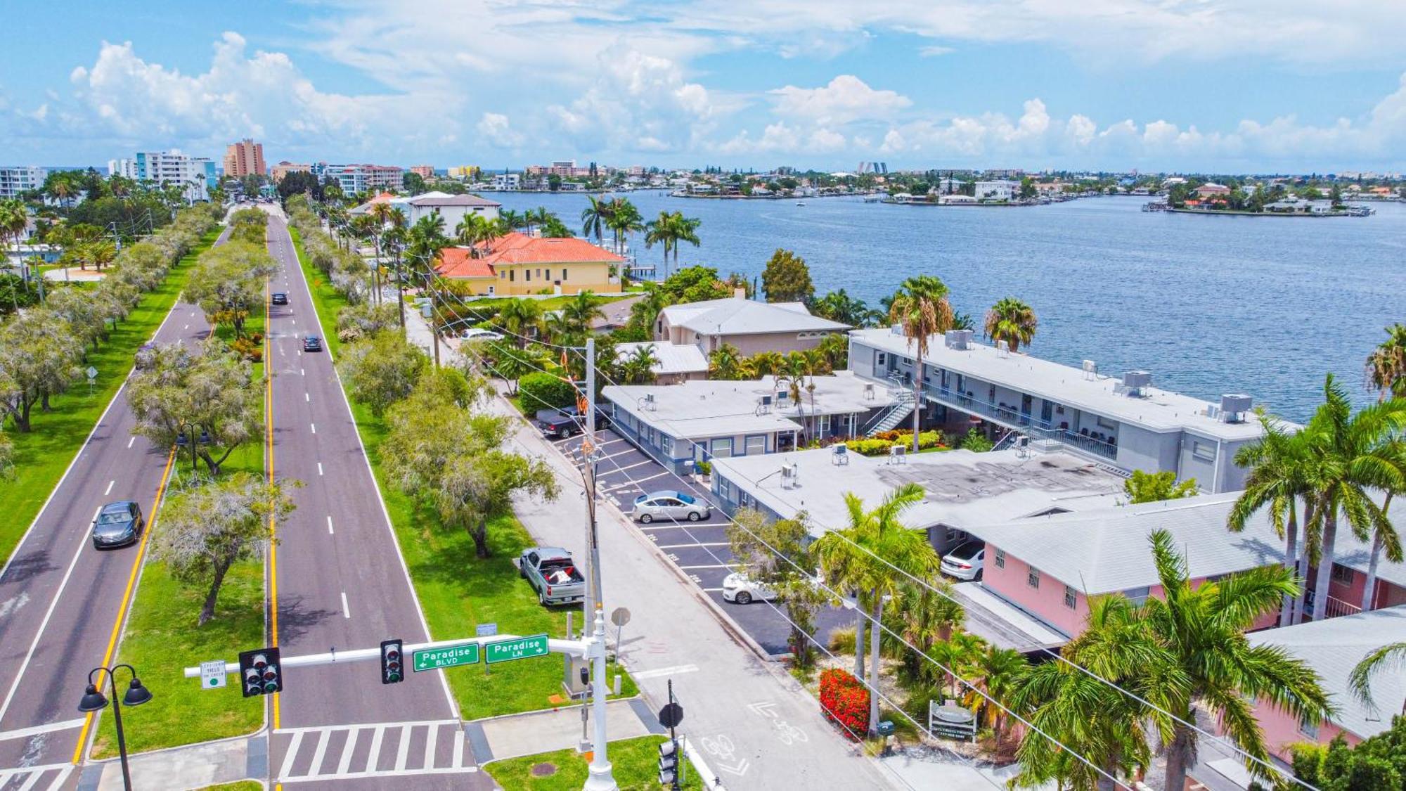 107-Waterfront-Walk To Beach-Lovely St. Pete Beach Kültér fotó